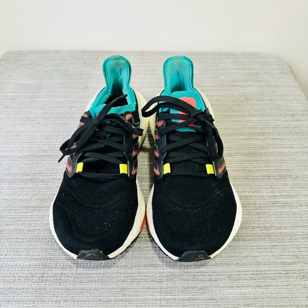 Adidas UltraBoost 22 Shoes Black-Turbo Mint Rust Youth 5.5 - Picture 3 of 9